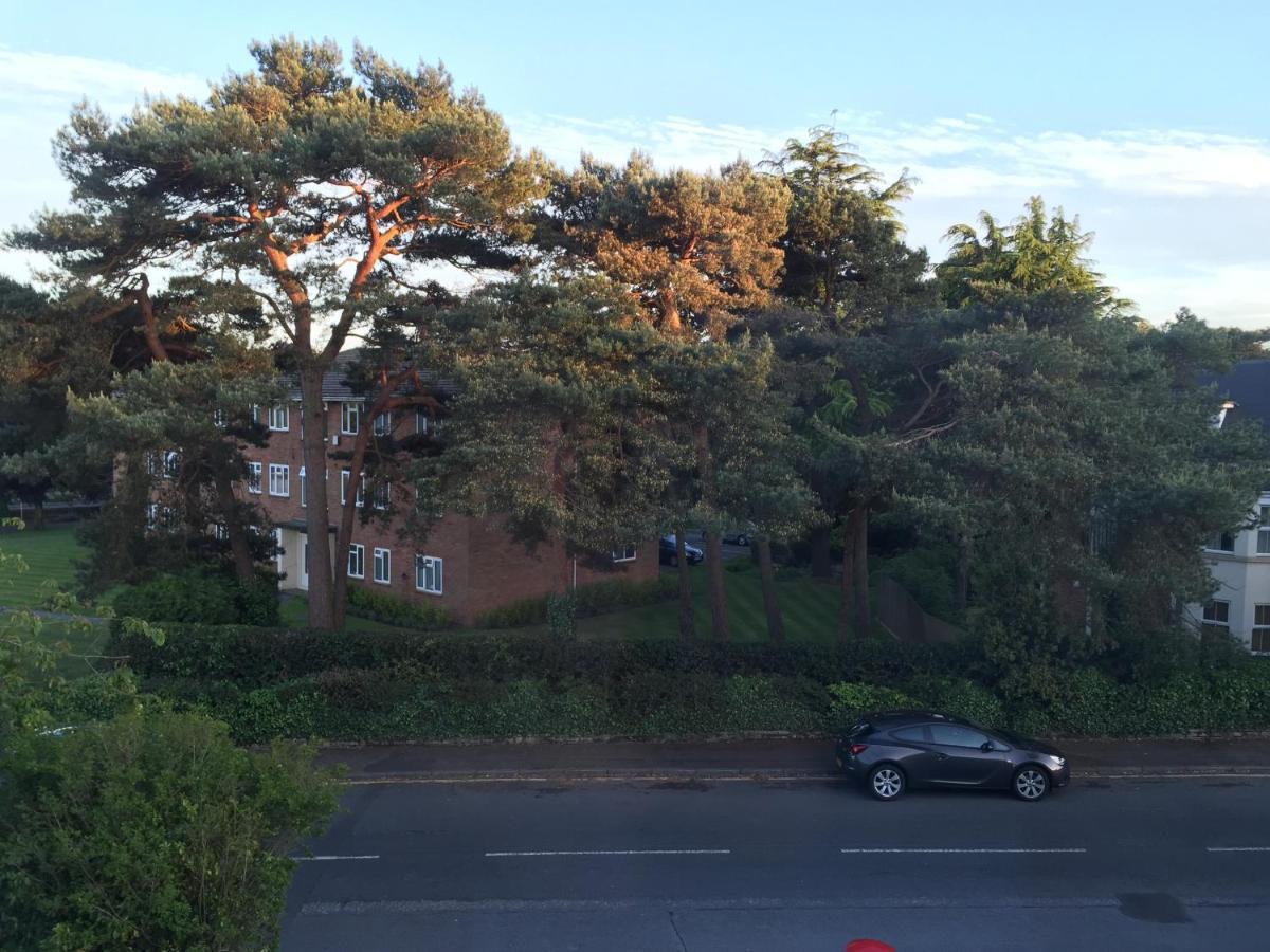 No 7 Woods View Apartment Bournemouth Bagian luar foto